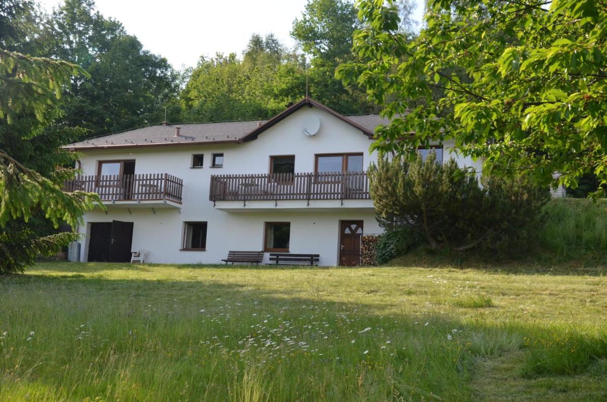 Homestay Krásný - Housity