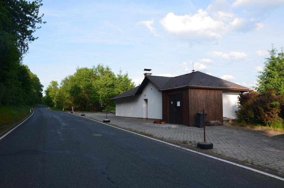 Homestay Krásný - Housity