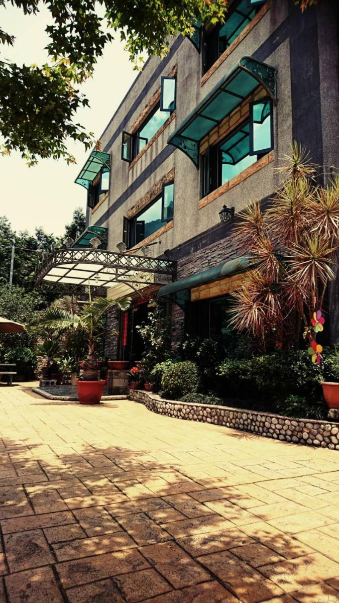 Xiang Ting - Housity