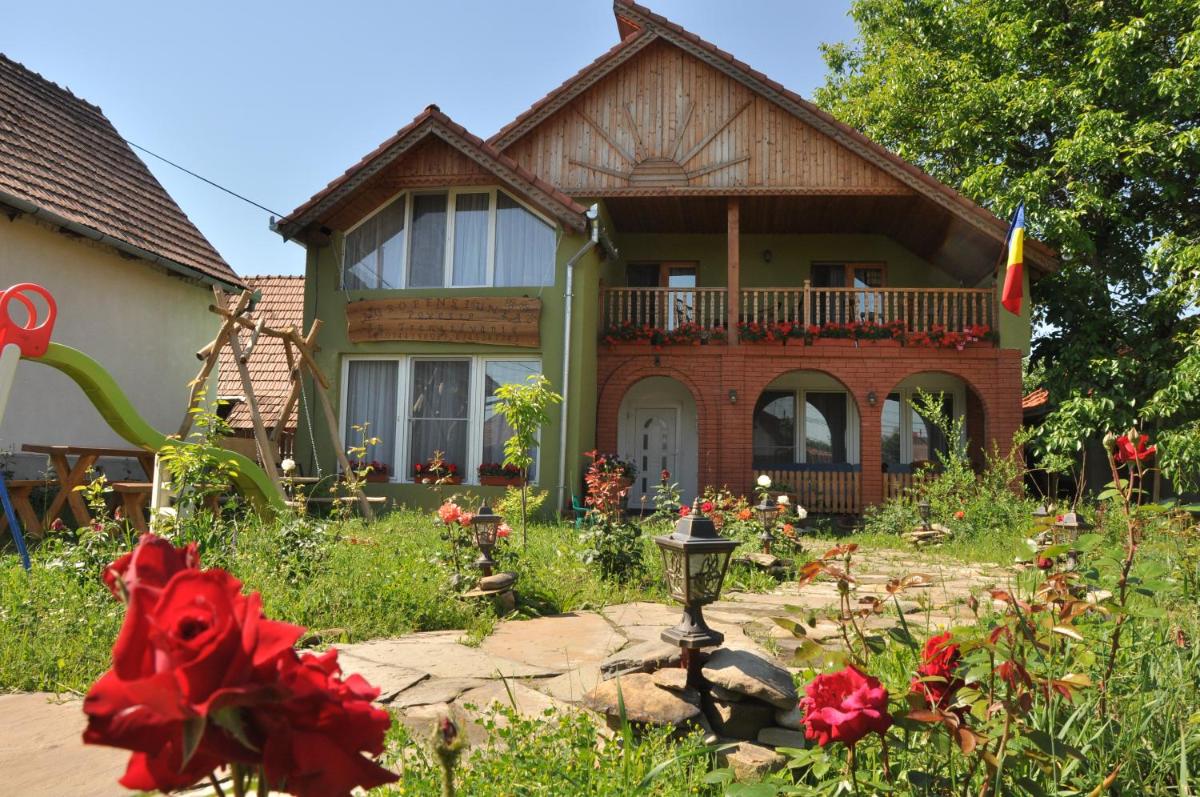 Poveste in Transilvania - Housity