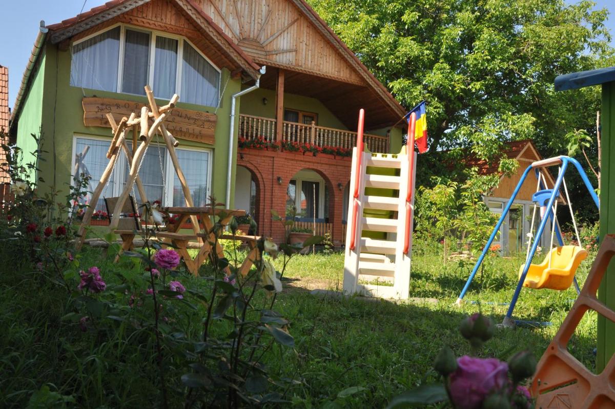 Poveste in Transilvania - Housity