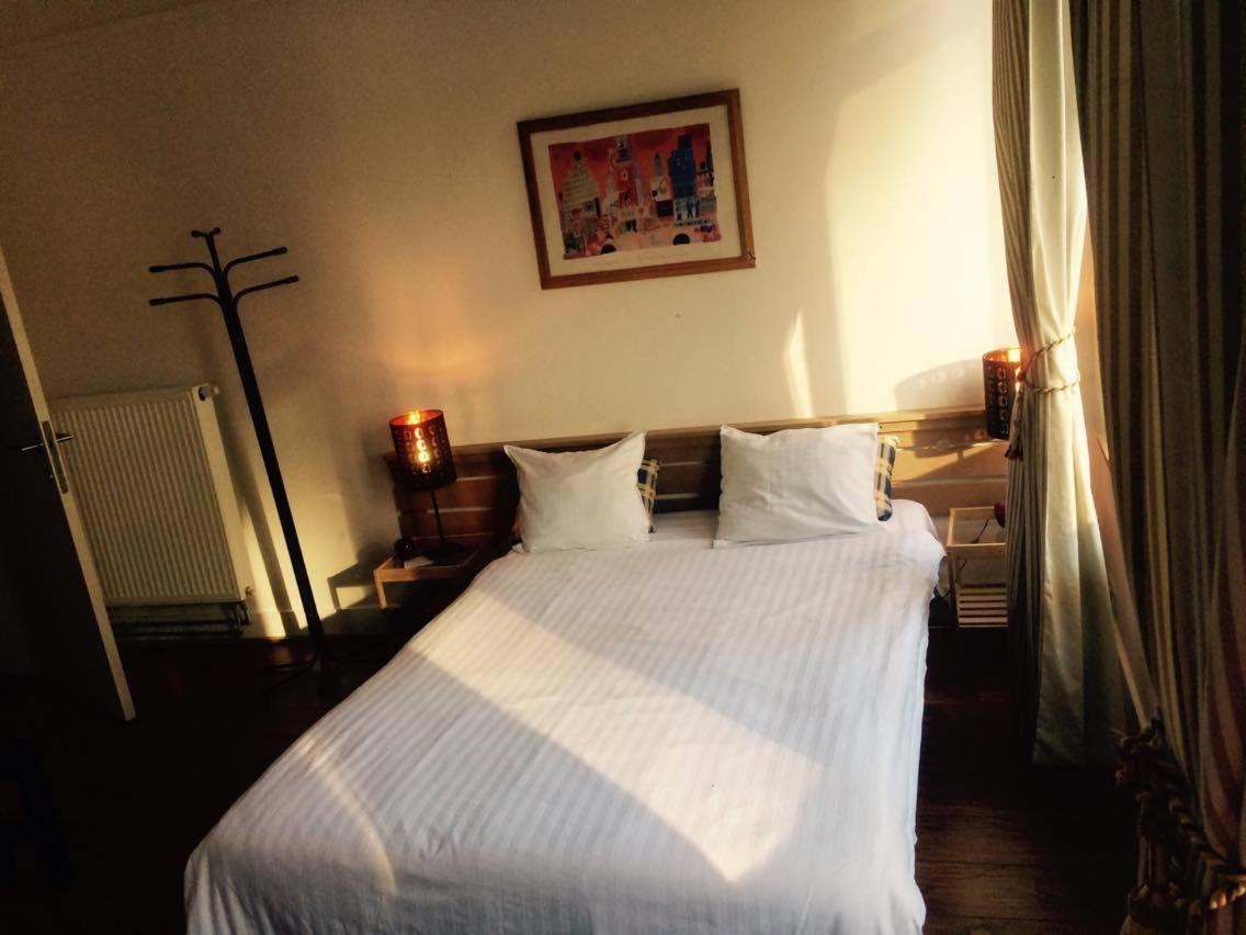 Appart-hôtel Maison de la Lune - petite Auberge d'Etterbeek - Housity
