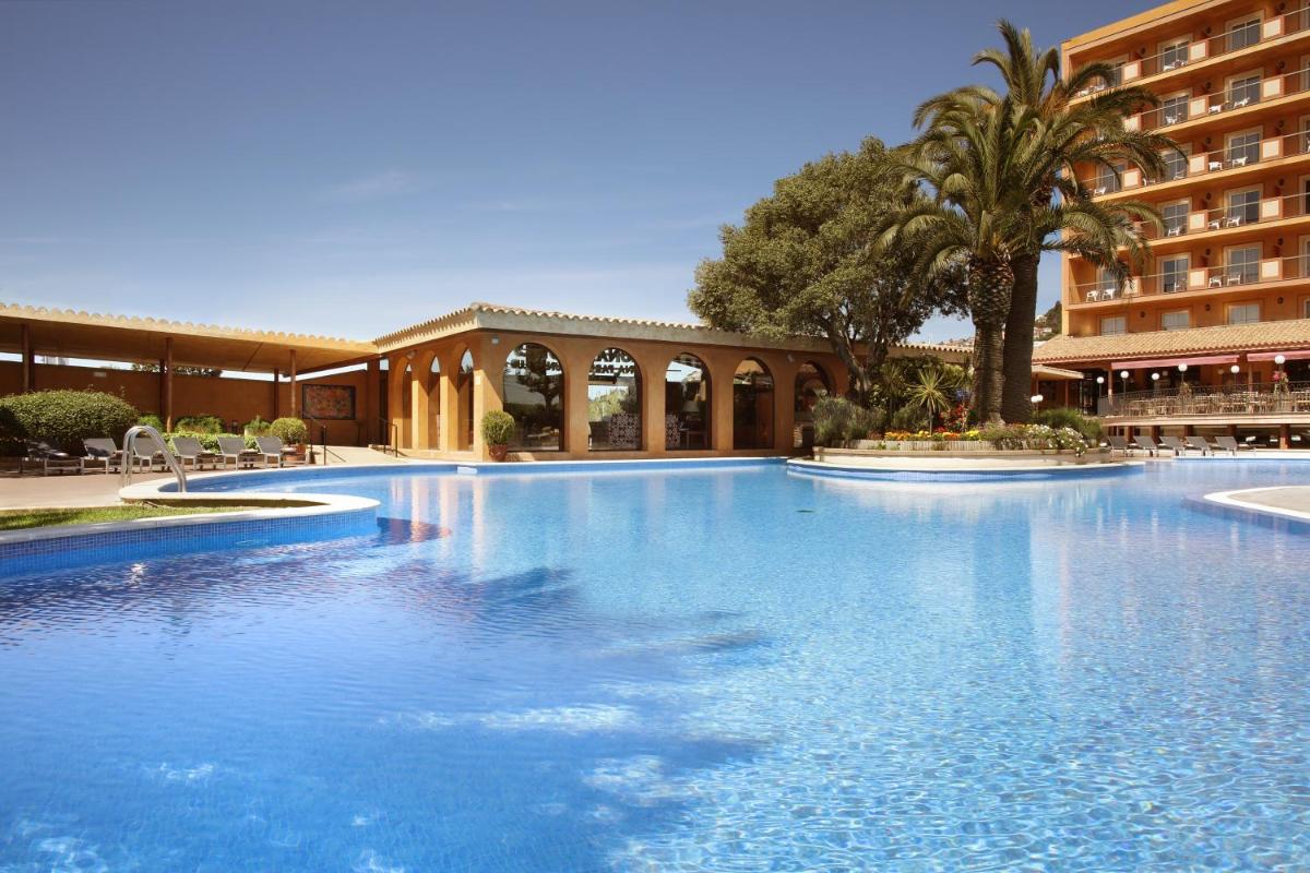 Piscina en o cerca de Luna Club Hotel Yoga & Spa 4Sup