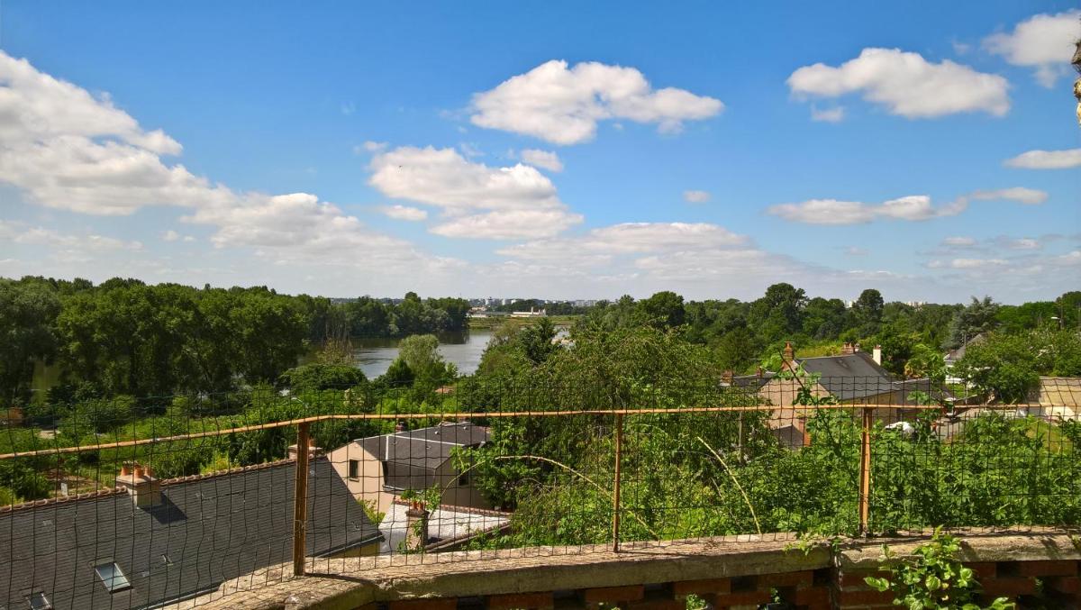 Le Gite de la Loire - Unique Troglodyte Stay - Housity