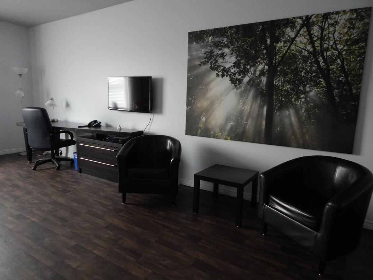 Hôtel-Motel 1212 - Housity