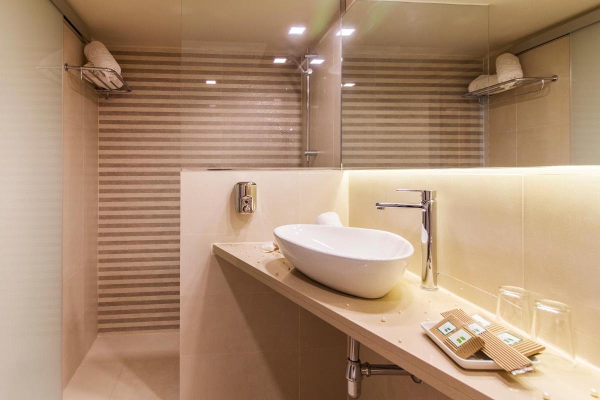 Un baño de Hotel Panorama