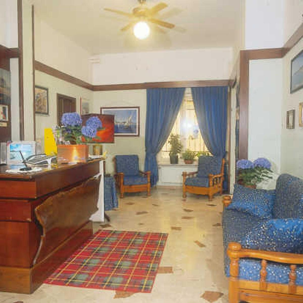 Hotel Puntabella - Housity