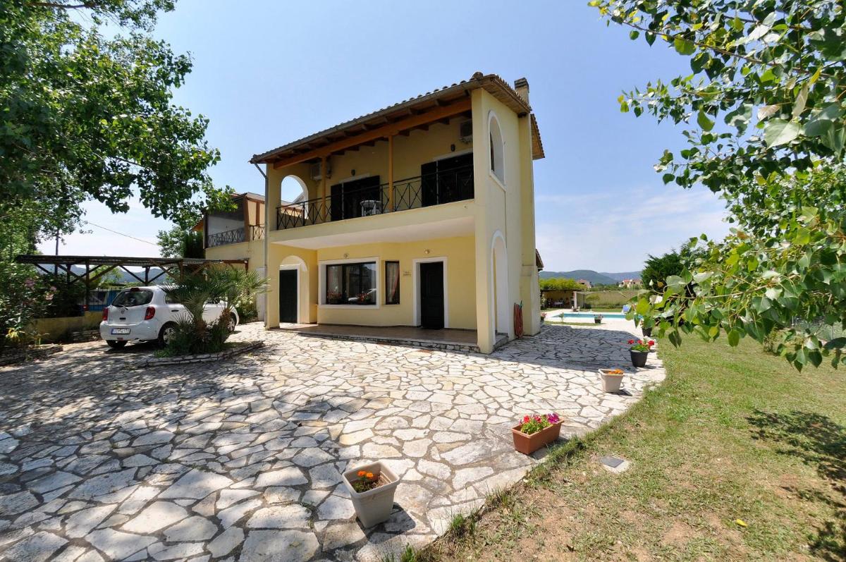 Corfu Villa Ermioli with Pool - Housity