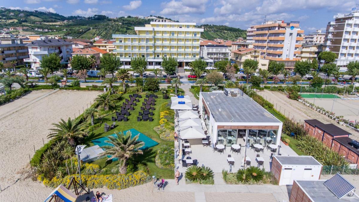 Hotel Atlas - Housity