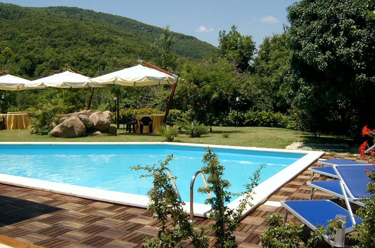 Suitetrails - La Bastia Hotel & Resort