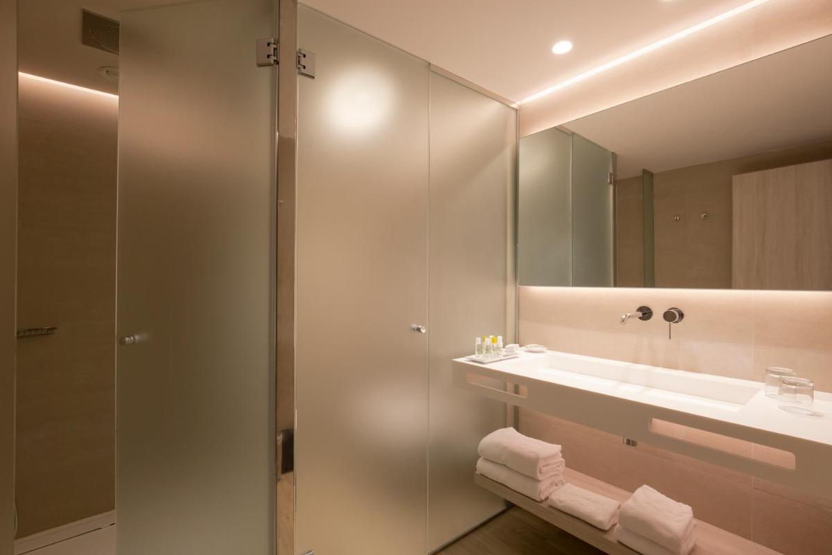 Un baño de Canyamel Park Hotel & Spa - 4* Sup - Adults only (+16)