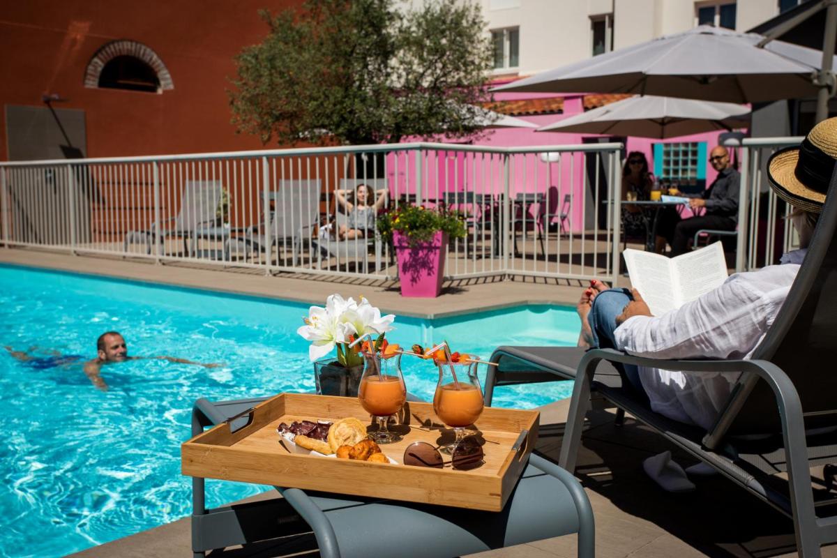 Logis Hotels Grand Hotel d'Orléans et Restaurant Le Goulu - Housity
