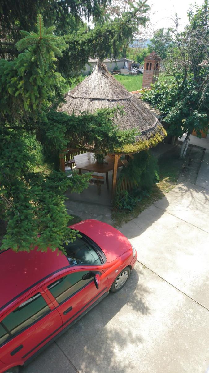Apartment Kostolic - Housity