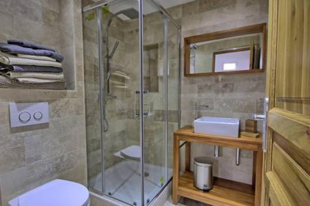 402-Appartement rue James Close - Hizvo