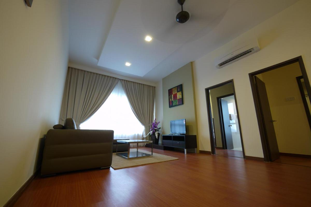 Hypermall Apartment - Housity