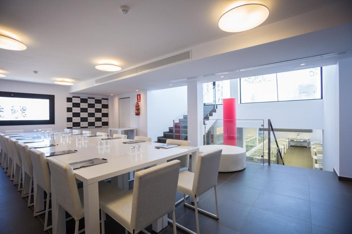 Zona de estar de Migjorn Ibiza Suites & Spa