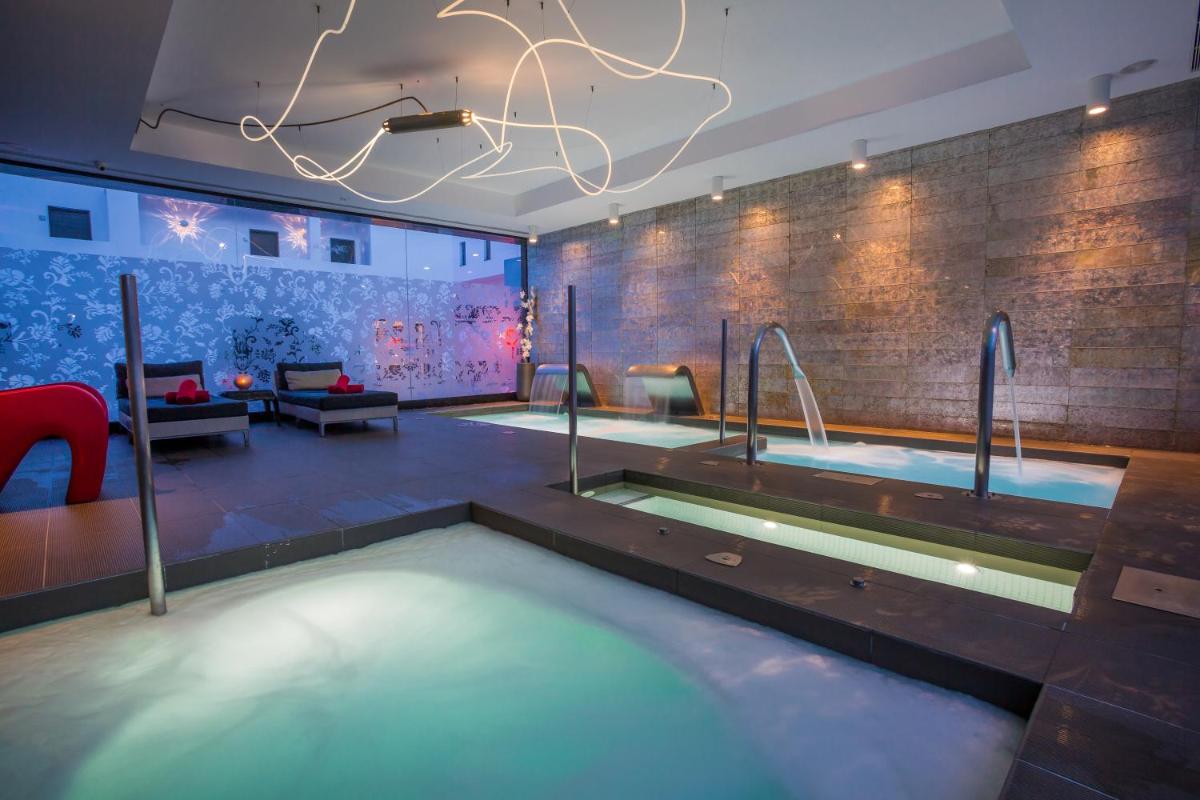 Piscina en o cerca de Migjorn Ibiza Suites & Spa