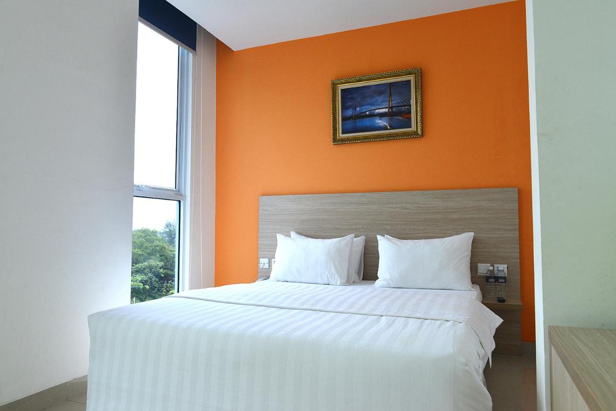 Fresh One Hotel - Housity