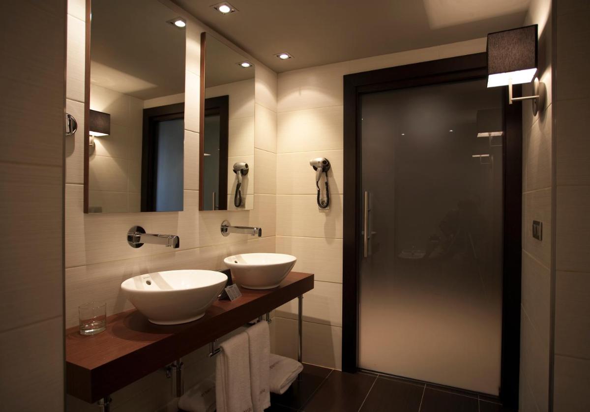 Un baño de Hotel La Trufa Negra