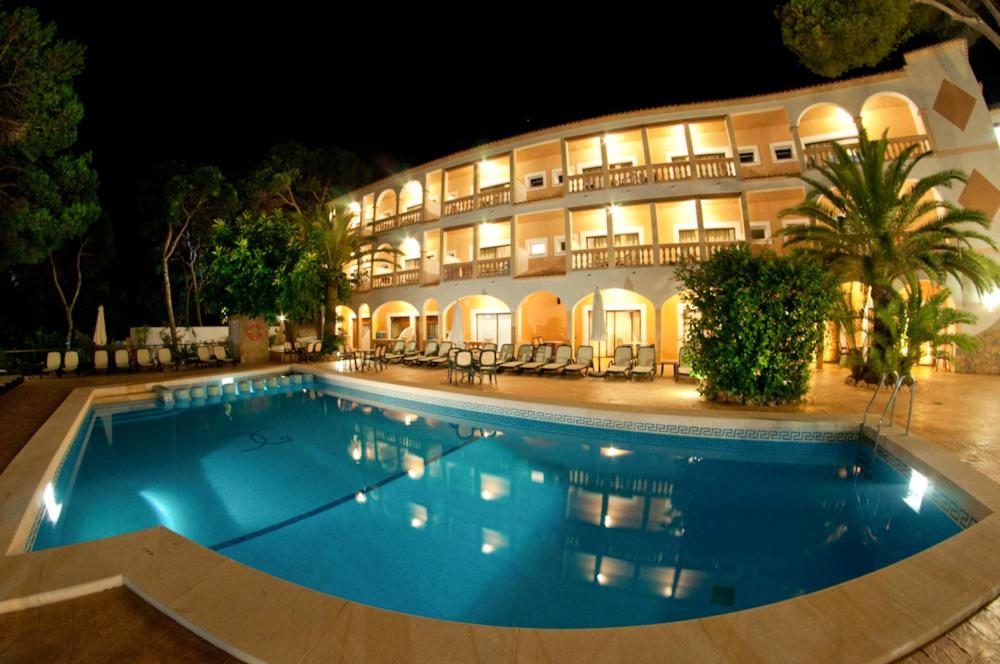 Piscina en o cerca de Hotel Cala Gat