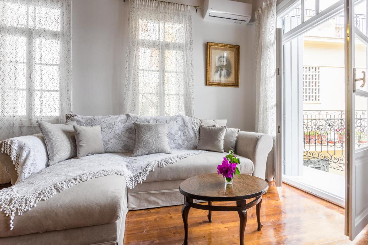 Evagelia's deluxe villa - Housity