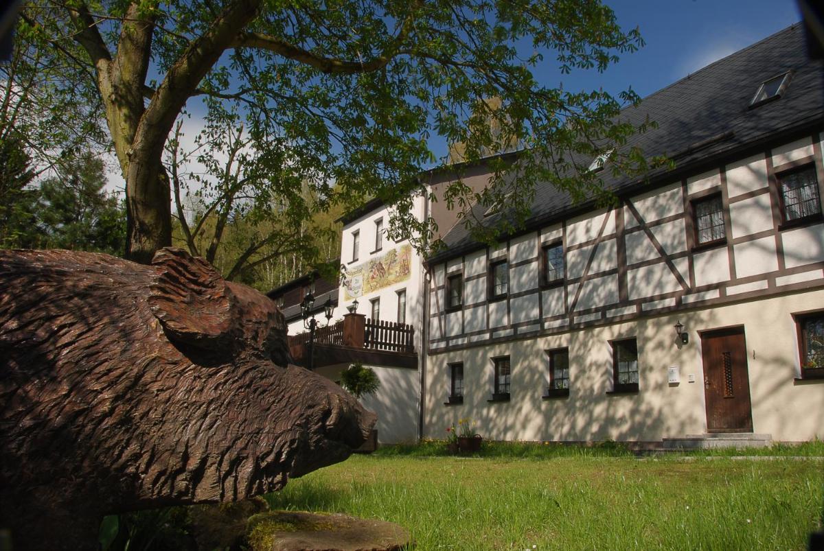 Waldgasthof & Hotel Am Sauwald - Housity