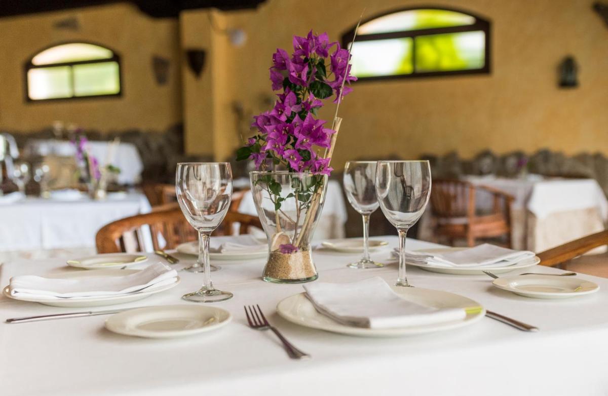 Bebidas en El Cortijo de Zahara by QHotels