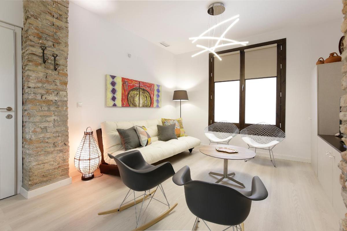 HI ROOM - Smart Apartments - AC - Housity