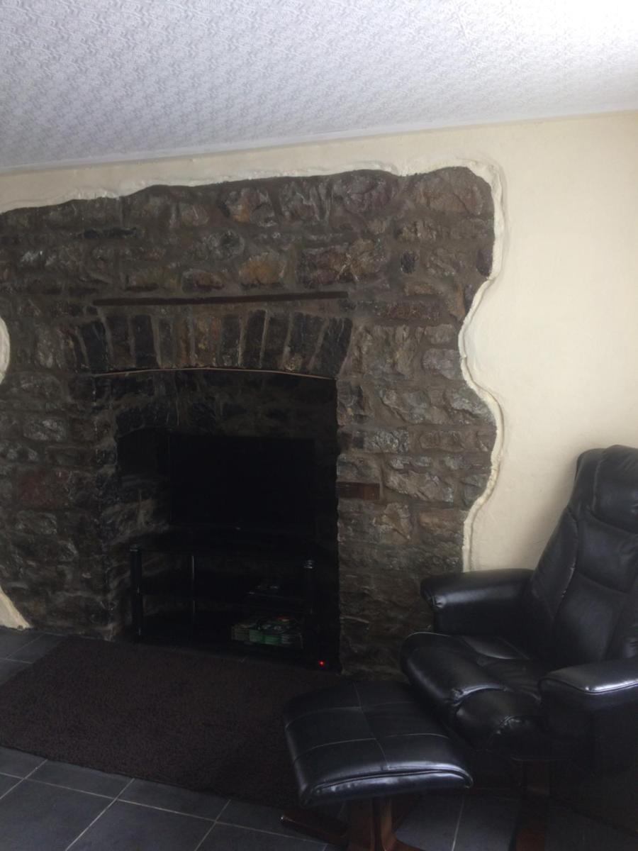 Bumble Bee Cottage - Housity