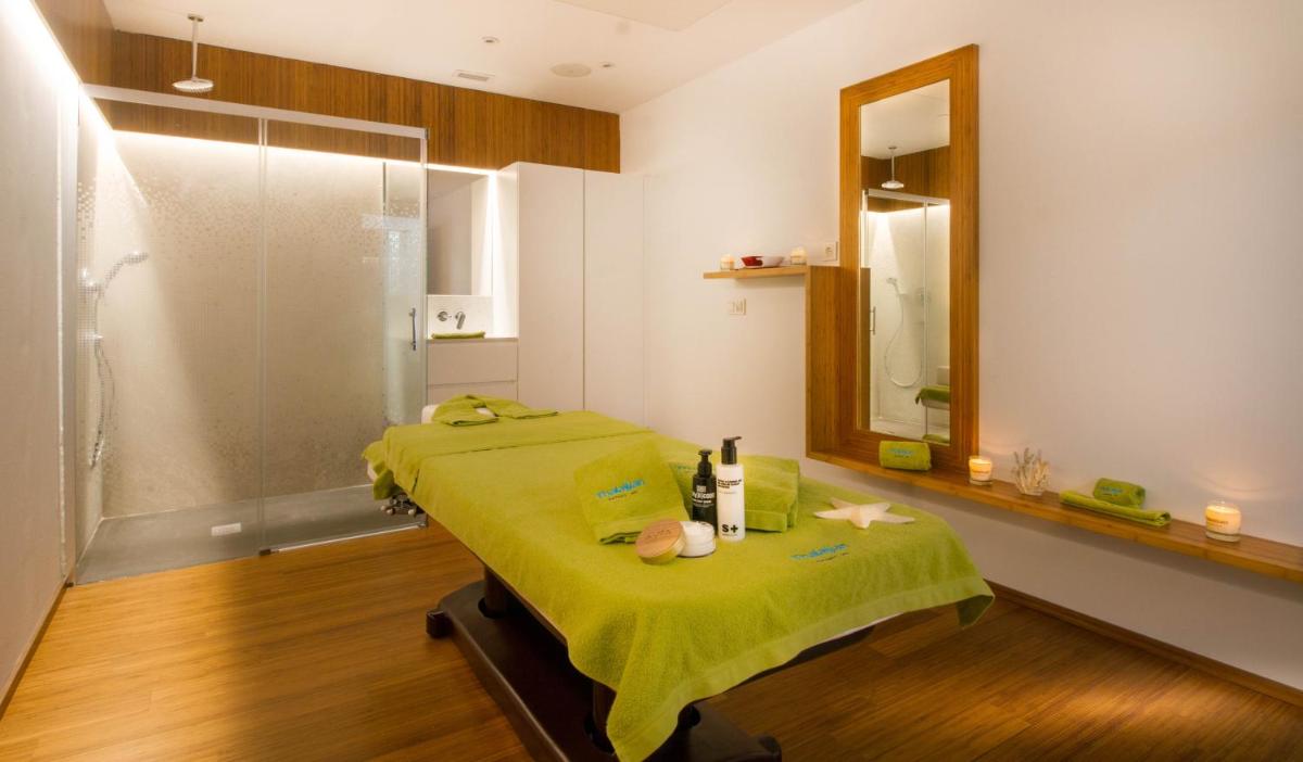 Spa o instalaciones de bienestar en ESTIMAR Calpe Suitopia