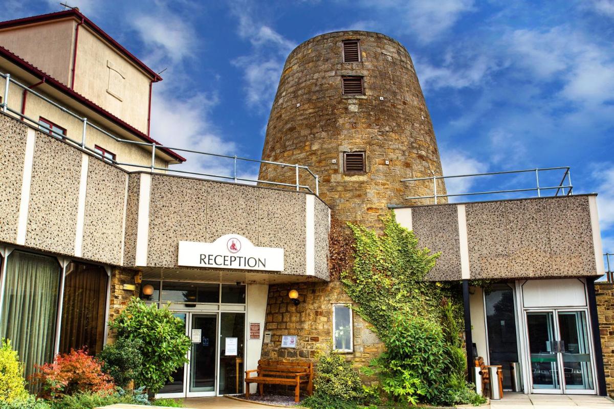 Britannia Hotel Leeds - Housity