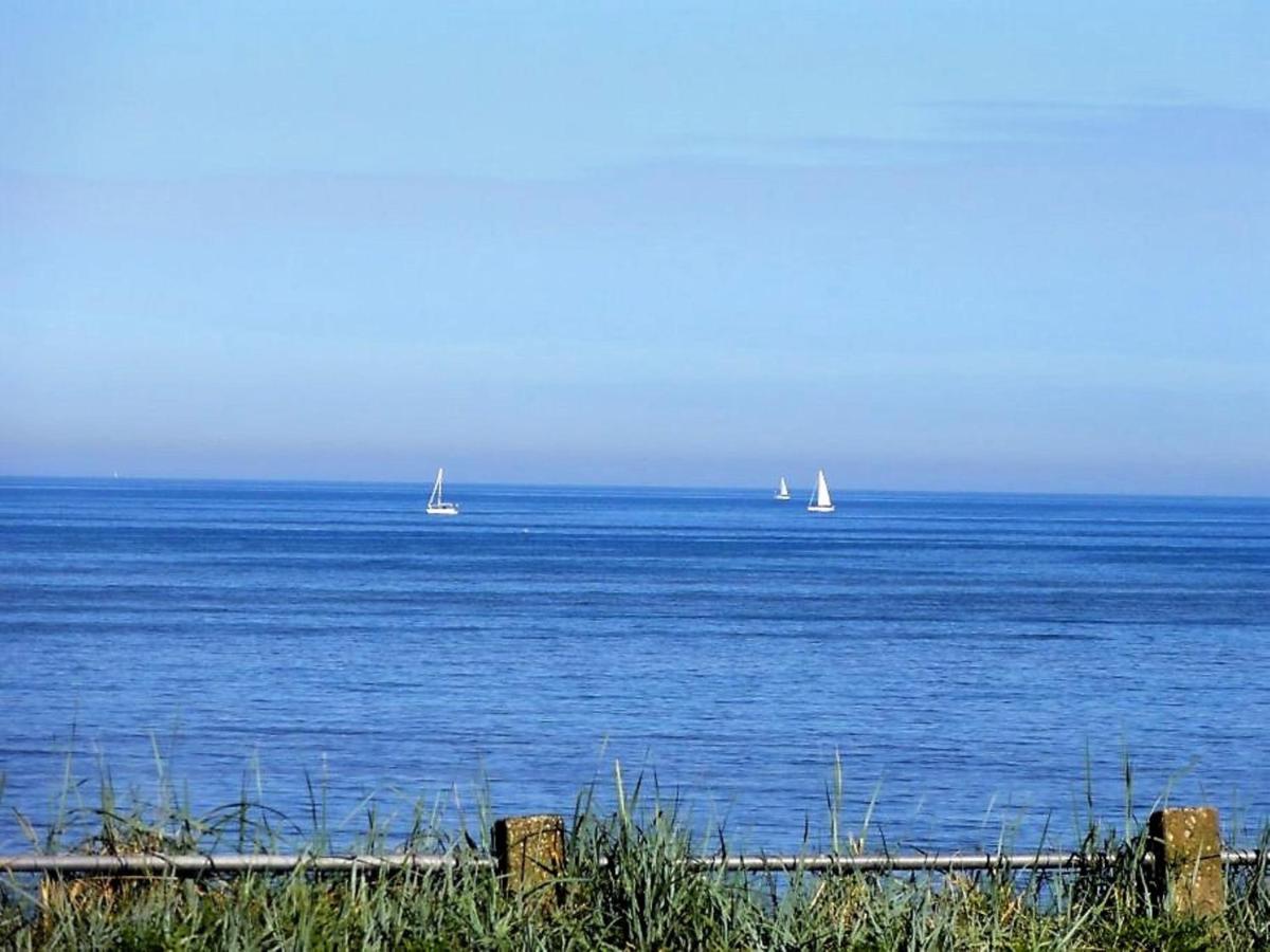 Benny's Beach House 1 - Housity