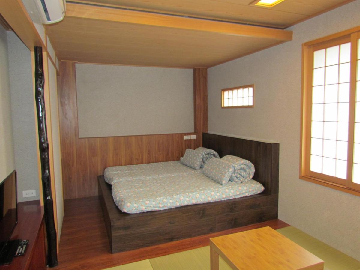 KyuFun Komachi - Housity