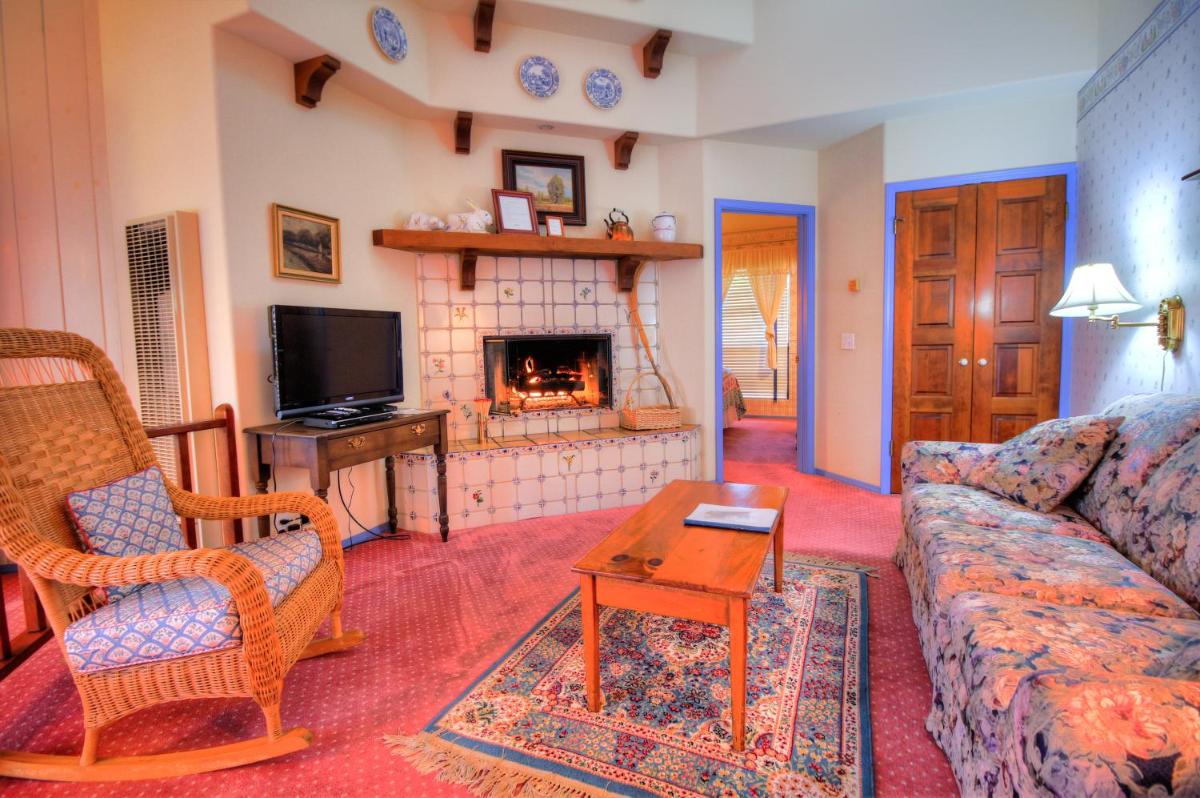 Suitetrails - Baywood Inn Bed & Breakfast