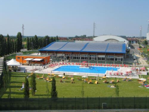 Hotel Romanisio - Housity