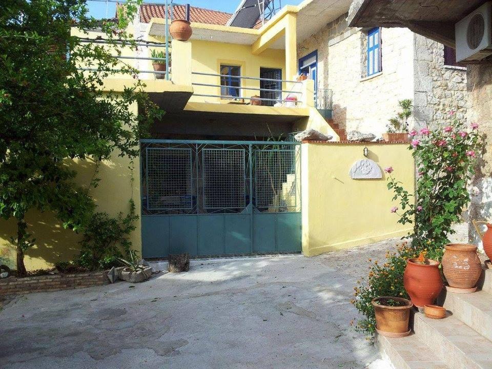 Eftopia Martino Pansion - Housity
