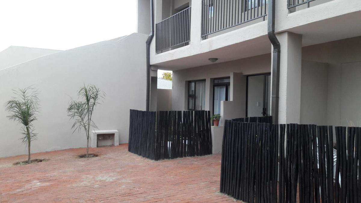 Self-catering Studio, Unit 6 on Krupp - Housity