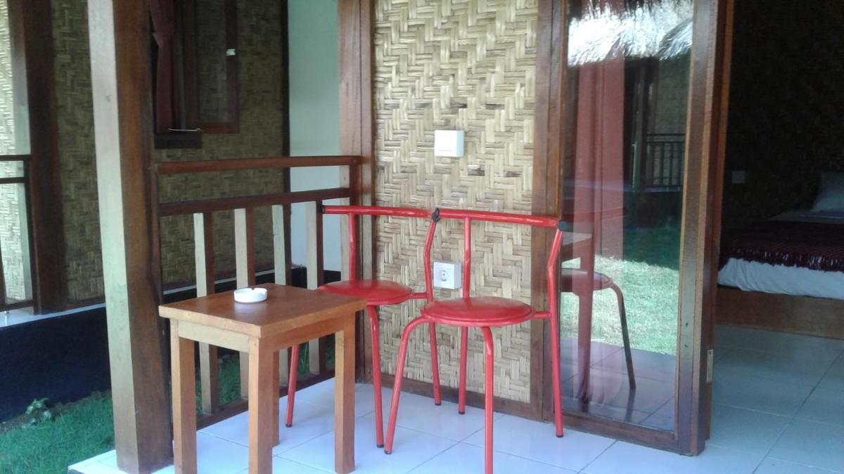 Airas' Garden Homestay ECO Bungalows - Housity