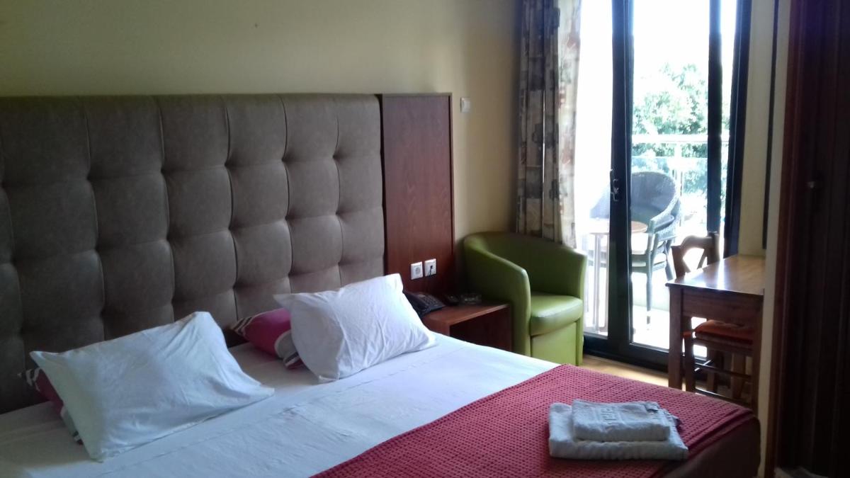 Parthenon Hotel - Housity