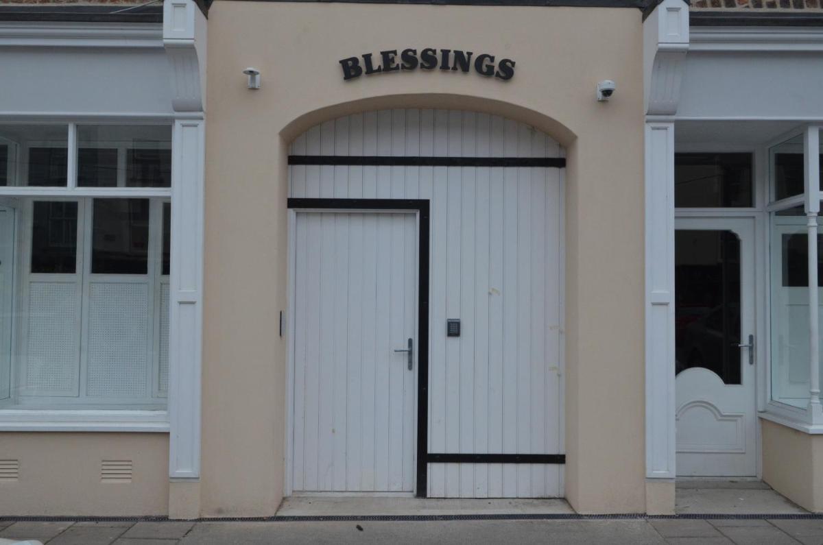 Blessings Studio Apartments - Housity