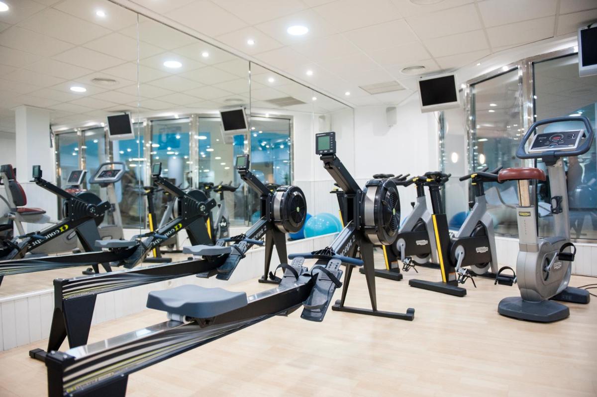 Gimnasio o instalaciones de fitness de Oliva Nova Beach & Golf Hotel