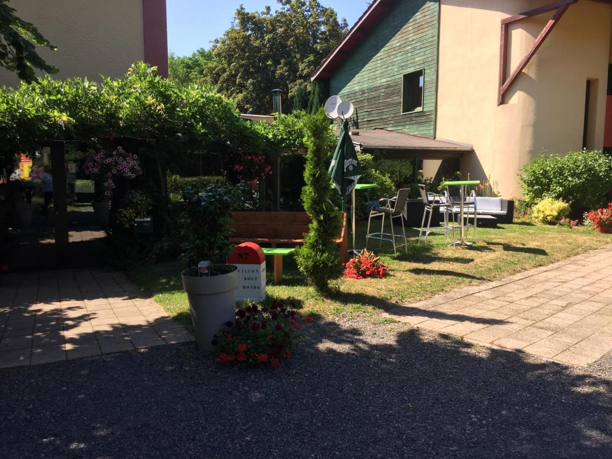 Jardin de l'établissement Le Pavillon