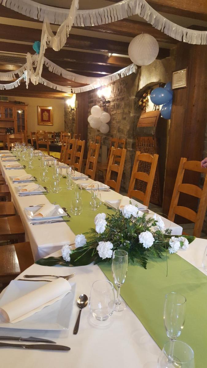 Aparta-Hotel Puertolas - Housity