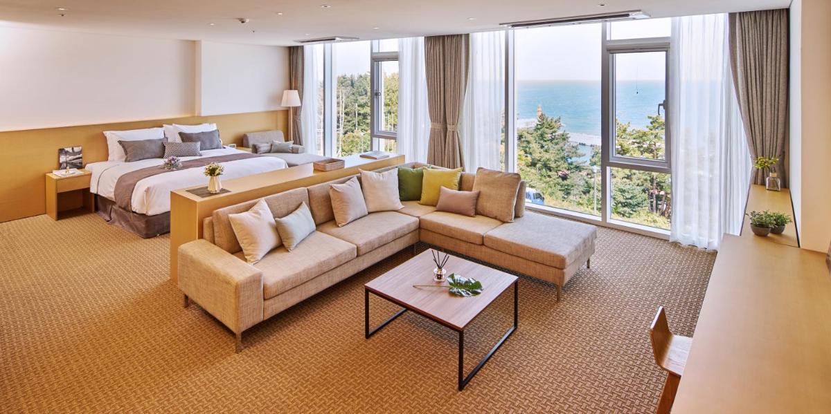 Naksan Beach Hotel - Housity