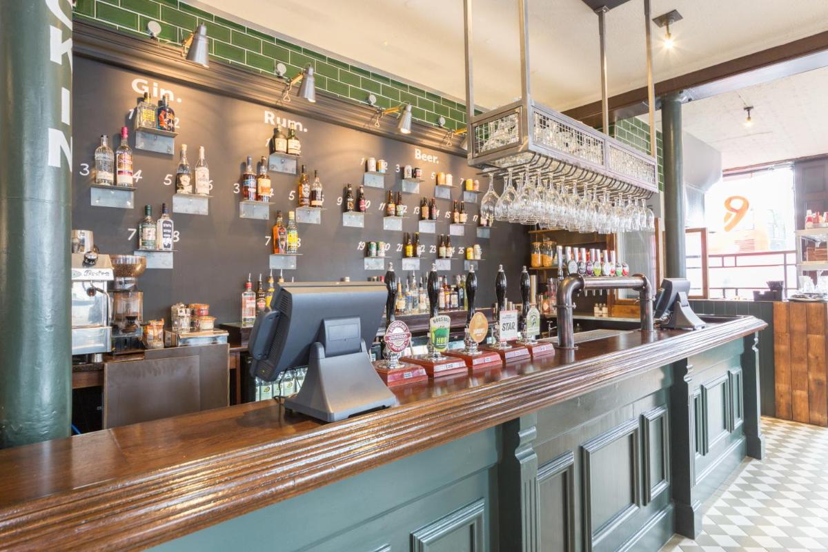 PubLove @ The Green man, Paddington - Housity