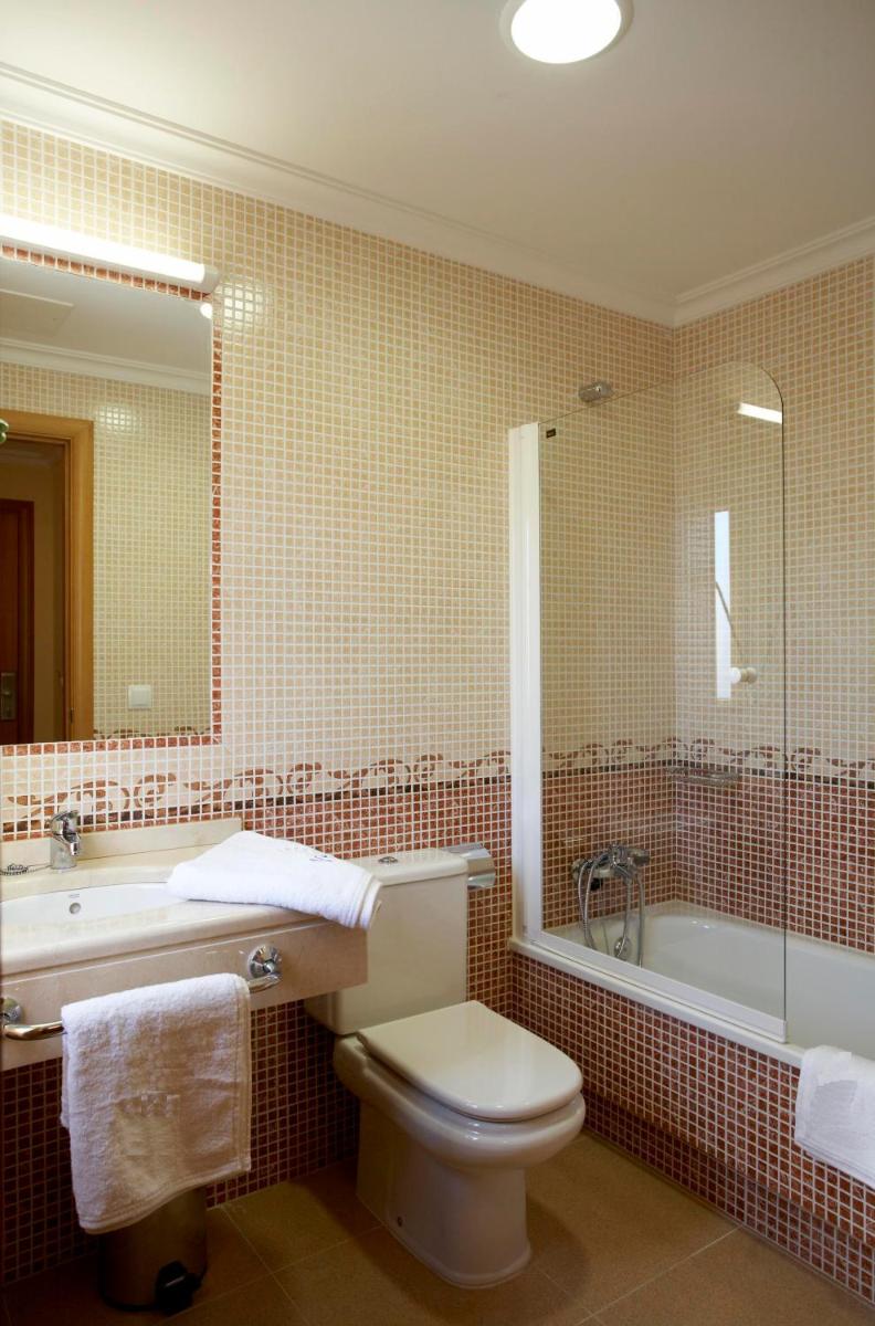 Hotel Room - Hizvo