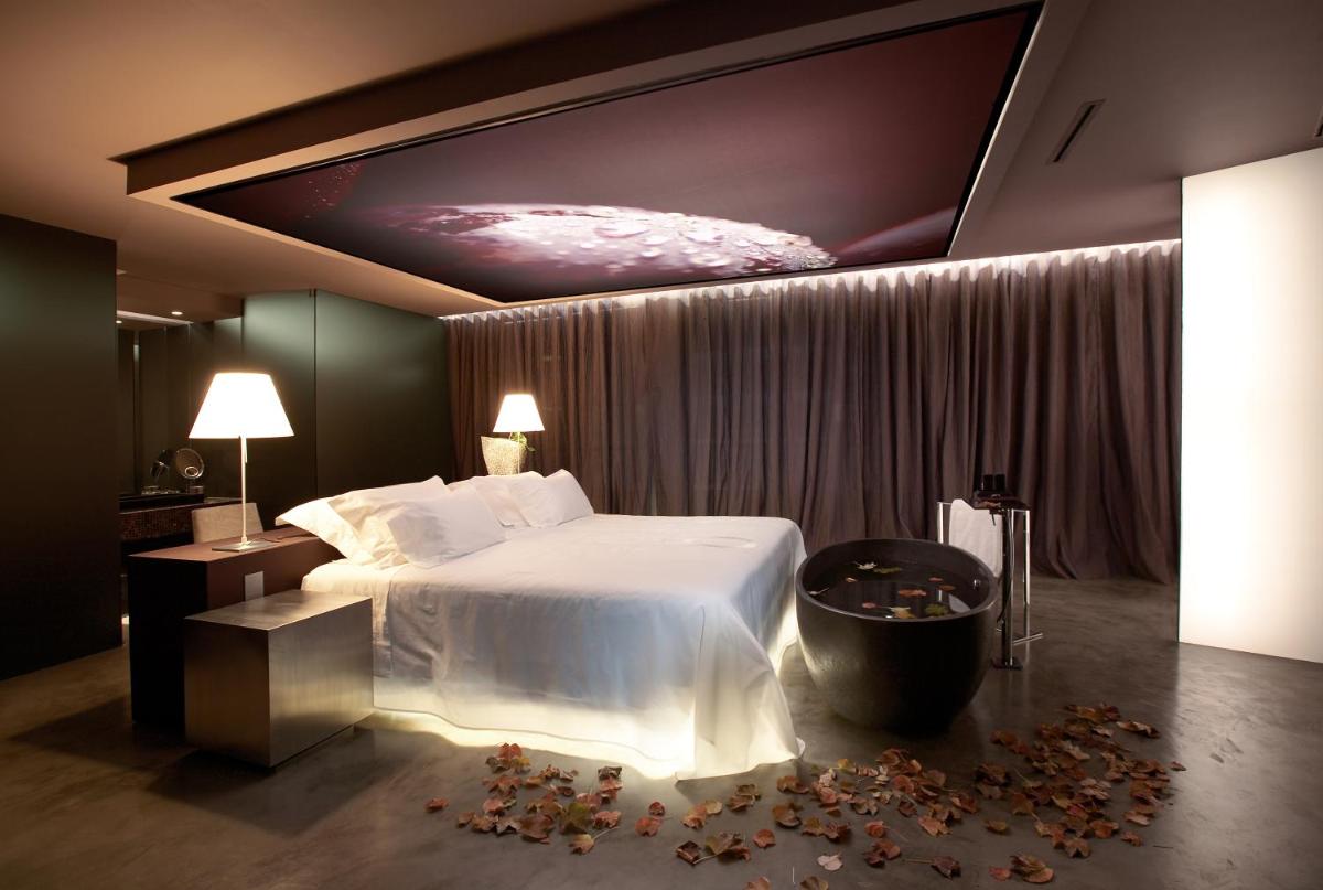 The Vine Hotel - Housity