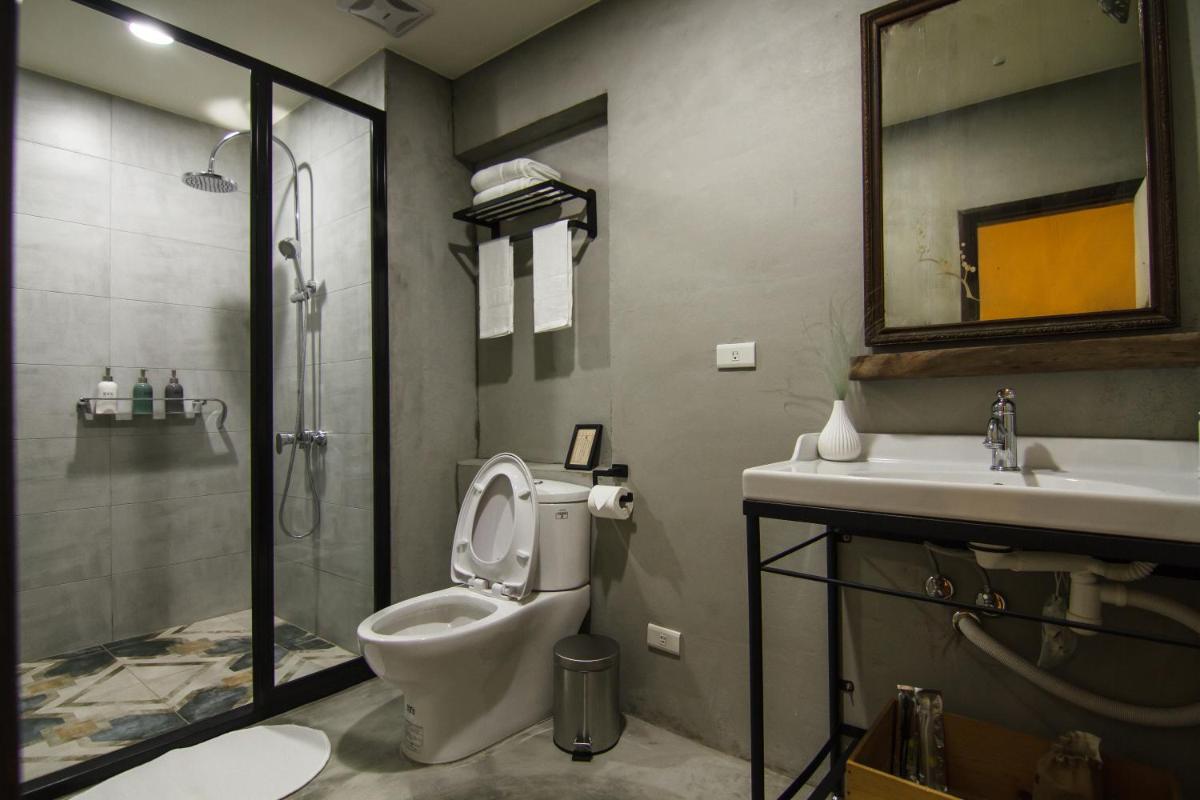 GOIN Old House & Bar - Housity