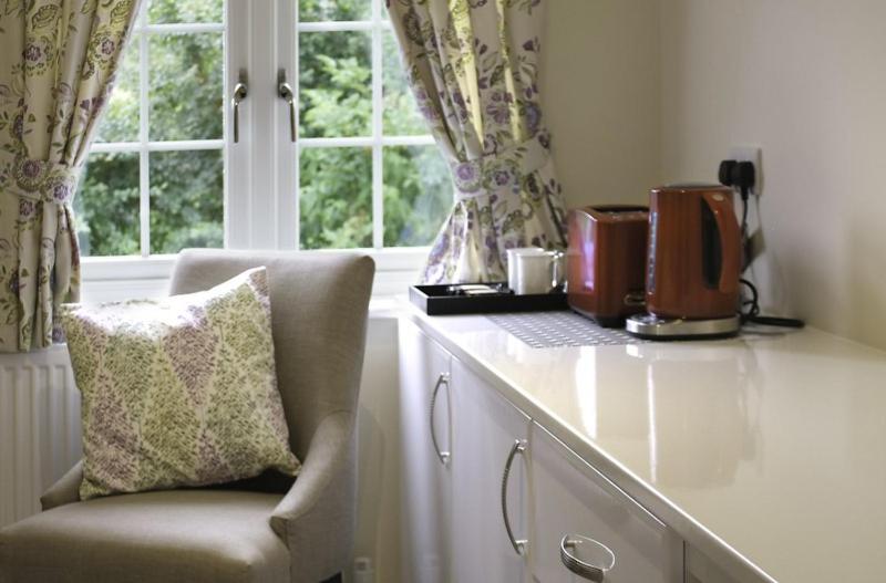 The Anchor Inn - Housity