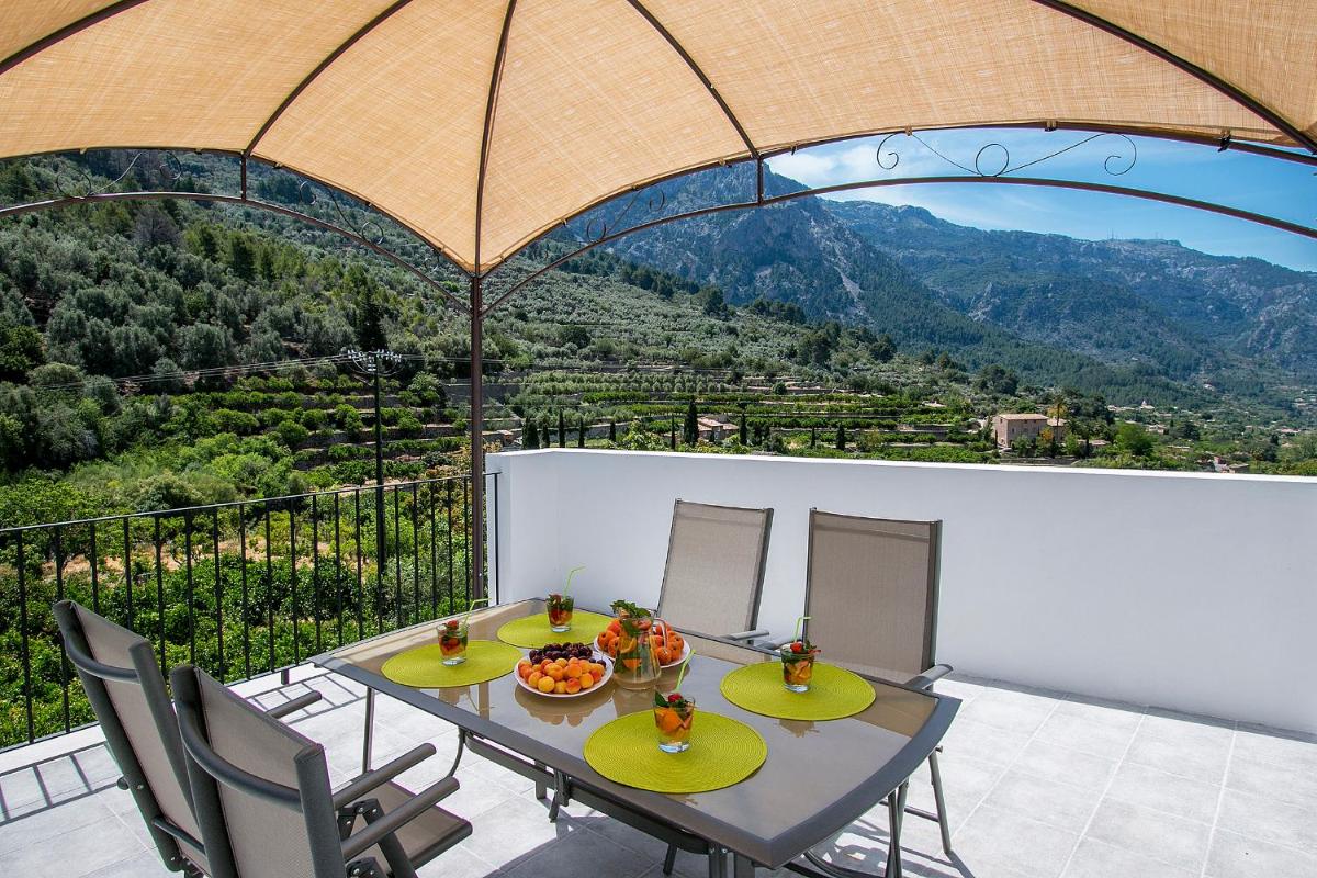 Town House Cas Decu - Housity